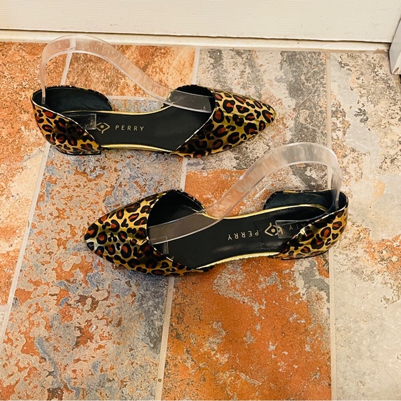 🐆Fabulous Gold Metallic Leopard Katy Perry D’Orsay Style Flats! - Picture 5 of 13